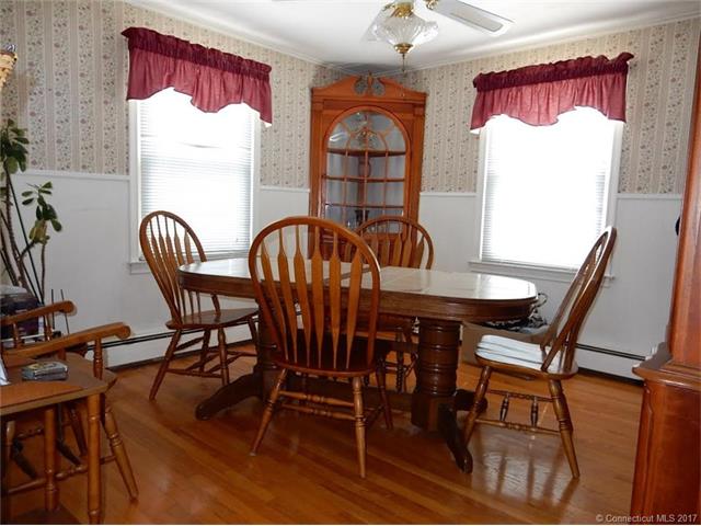 44 Battis Rd, Hamden, CT 06514