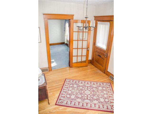 381Circular Ave, Hamden, CT 06514