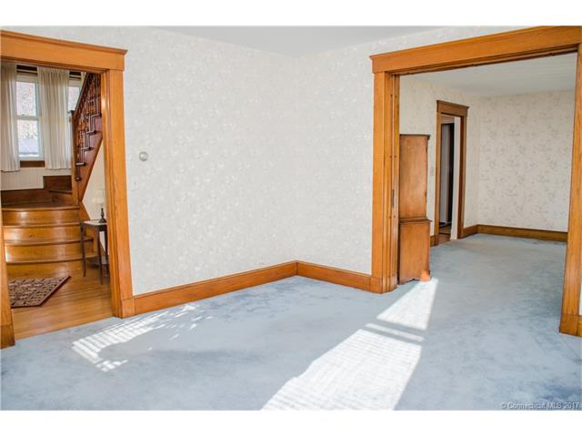 381Circular Ave, Hamden, CT 06514
