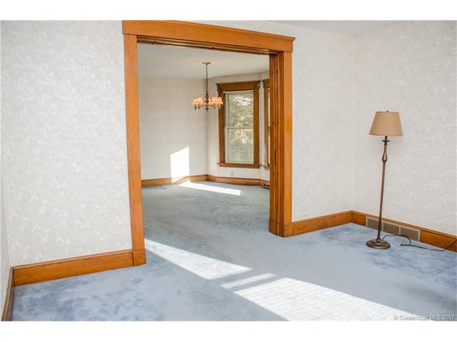 381Circular Ave, Hamden, CT 06514