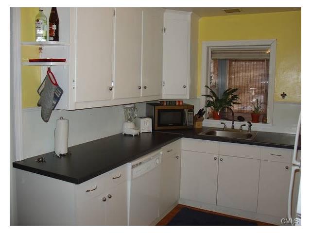 215 Fitch Street, New Haven, CT 06515
