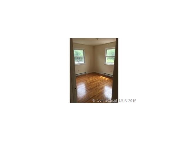50Knox St #C6, West Haven, CT 06516