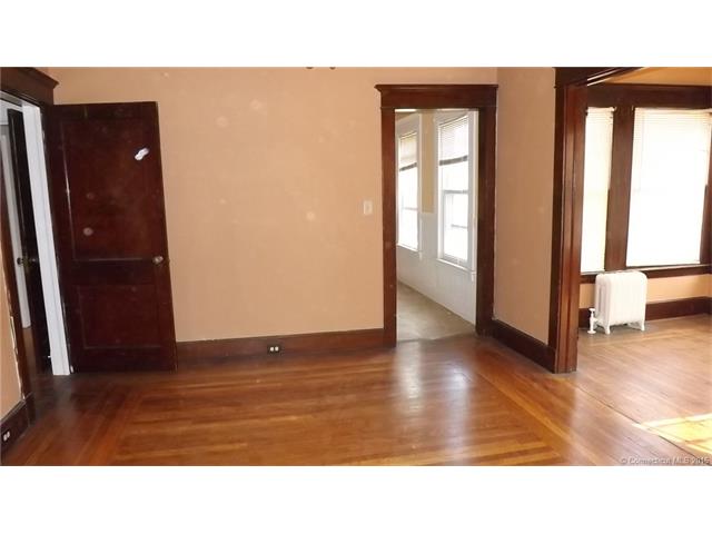 325 2nd Ave, W Haven, CT 06516