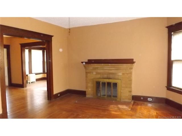 325 2nd Ave, W Haven, CT 06516