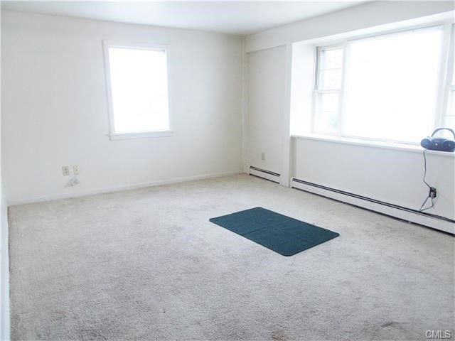 132 Park Street, West Haven, CT 06516