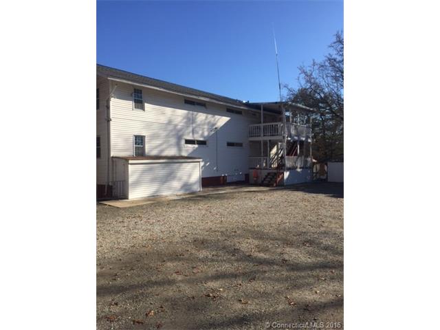 35 Rockview St, W Haven, CT 06516