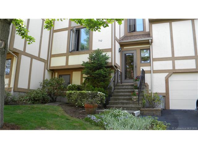 362 Berwick Lane ., W Haven, CT 06516