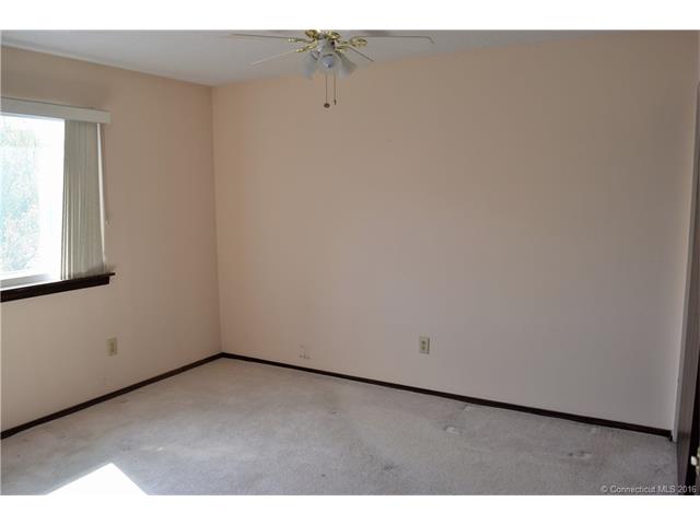 269 Captain Thomas Blvd, W Haven, CT 06516