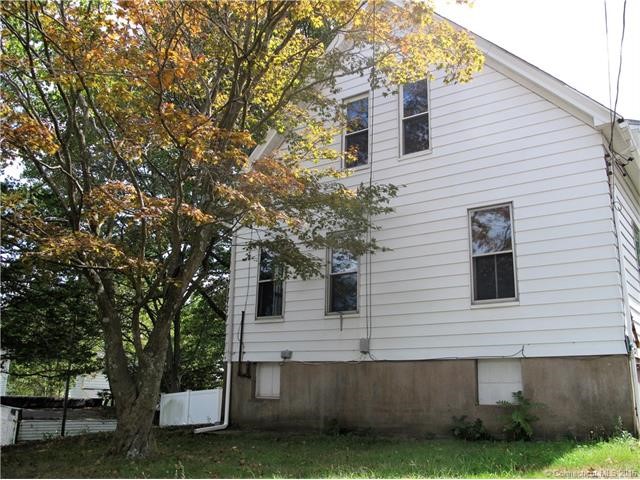 16Burwell Pl, West Haven, CT 06516
