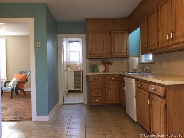 195Brown St, West Haven, CT 06516