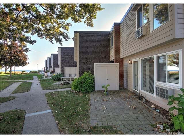 76West Walk #76, West Haven, CT 06516