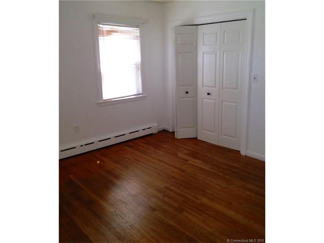 77Anderson Ave, West Haven, CT 06516