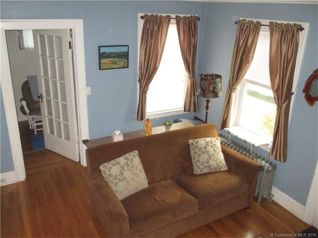 105 Baldwin St, W Haven, CT 06516