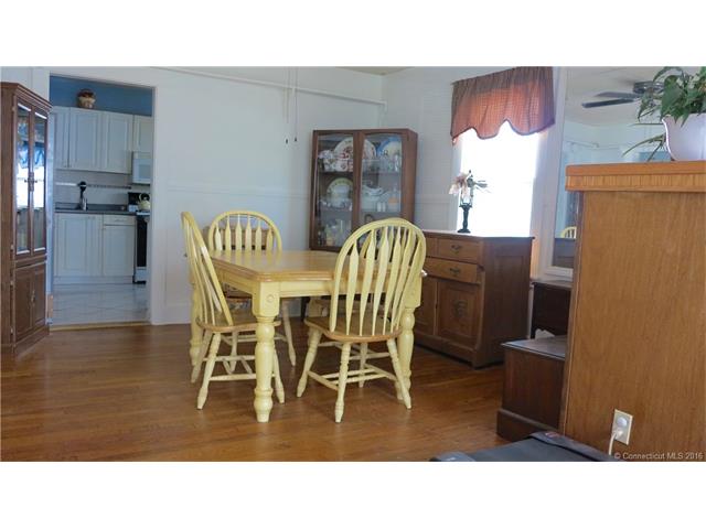 44Forest Hills Rd, West Haven, CT 06516