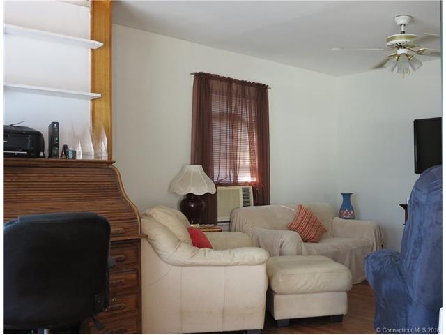 44Forest Hills Rd, West Haven, CT 06516