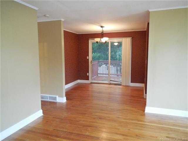 54 Woodmont Rd, W Haven, CT 06516