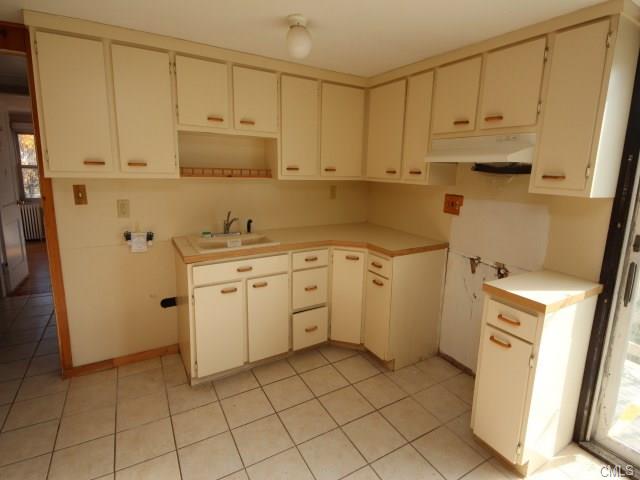 10 Park Street, West Haven, CT 06516