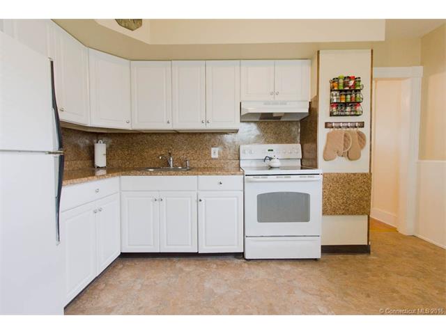57 Richards St, W Haven, CT 06516