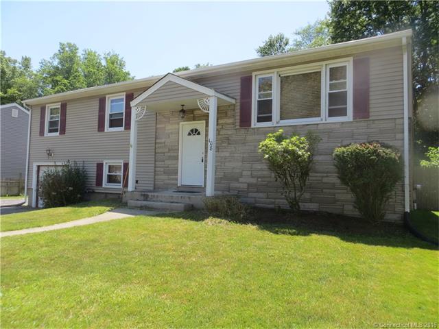 108Hilltop Ln, West Haven, CT 06516