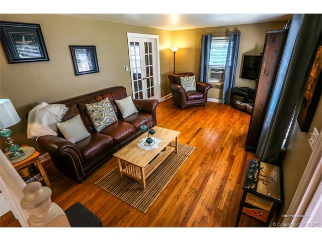 109Laurel St, West Haven, CT 06516