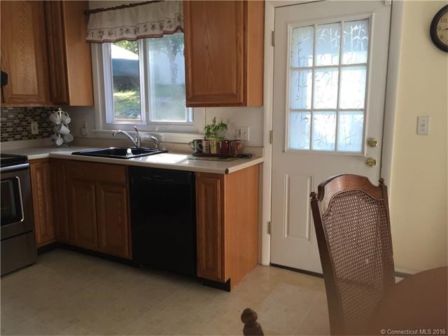 120Chestnut Street, West Haven, CT 06516