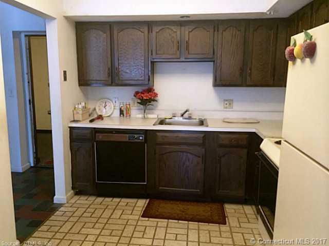 80 Claudia Dr, W Haven, CT 06516