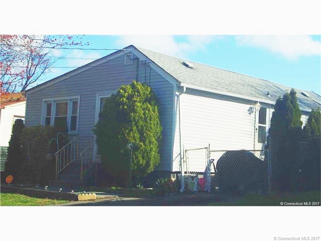 7Ipswich St, West Haven, CT 06516