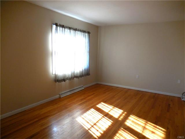 50 Savin Park, West Haven, CT 06516