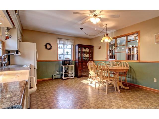 56Sycaway St, West Haven, CT 06516