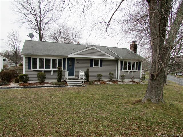 95 Aircraft Rd, W Haven, CT 06516