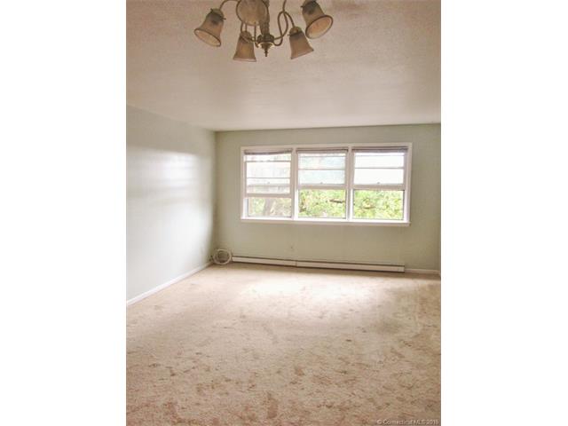 1730 State St, Hamden, CT 06517