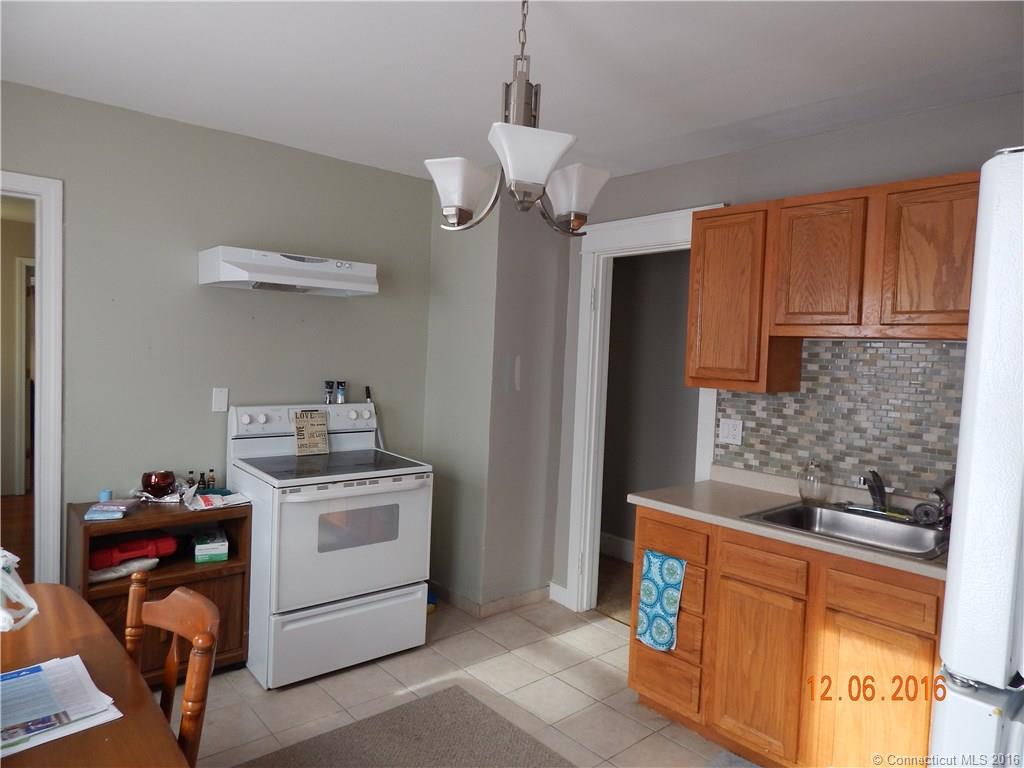 53 Saint Mary St, Hamden, CT 06517