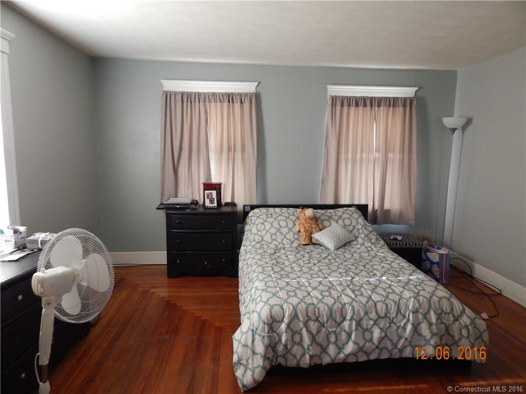 53 Saint Mary St, Hamden, CT 06517