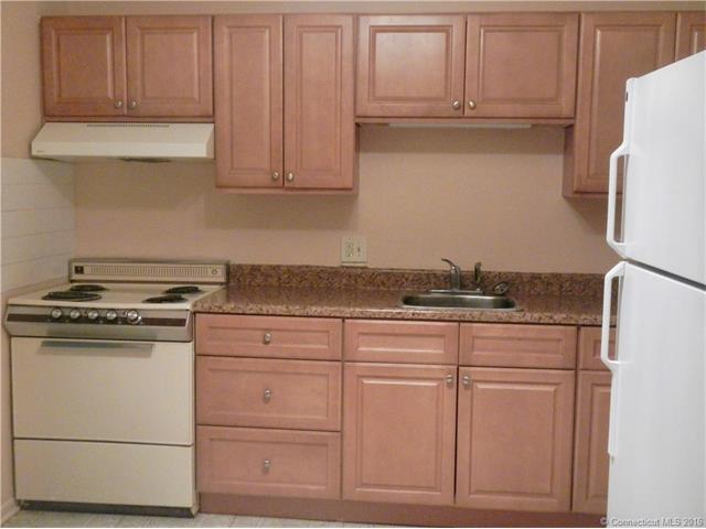 1730 State St, Hamden, CT 06517