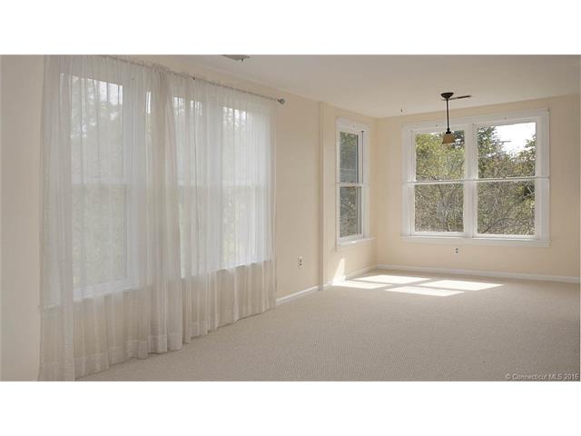 1150 Whitney Ave, Hamden, CT 06517
