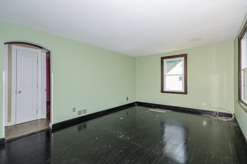 23 Daniel Rd, Hamden, CT 06517