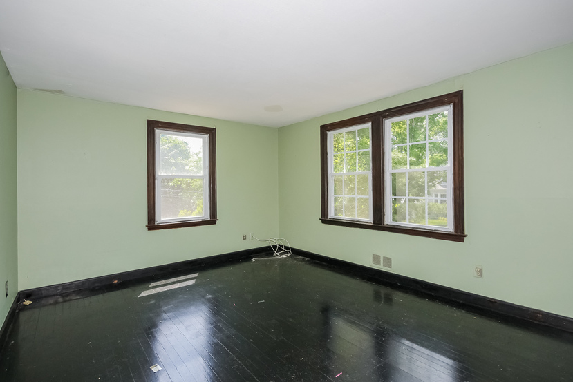 23 Daniel Rd, Hamden, CT 06517
