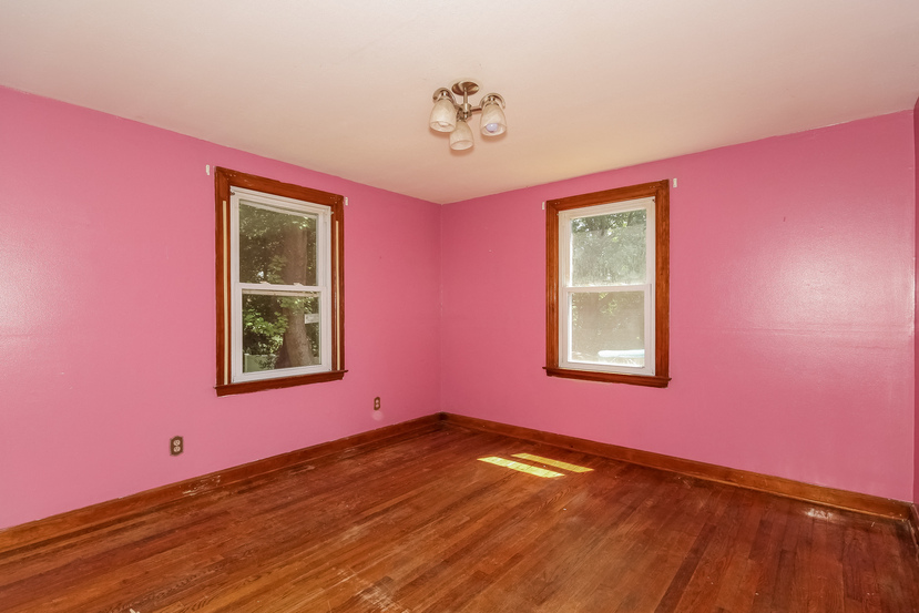 23 Daniel Rd, Hamden, CT 06517
