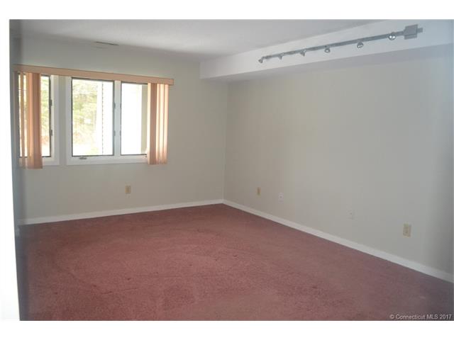 1414Whitney Ave #C1, Hamden, CT 06517
