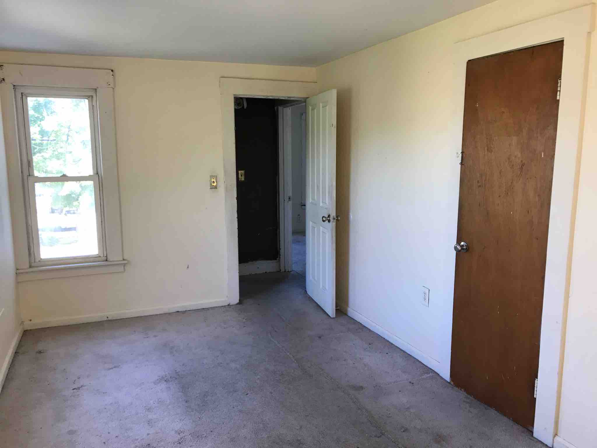 384 Morse StHamden, CT, 06517New Haven County