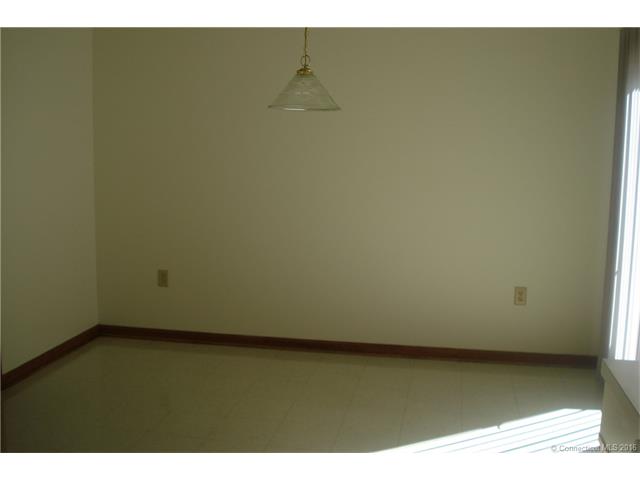 41 Valley View Drive, Hamden, CT 06518