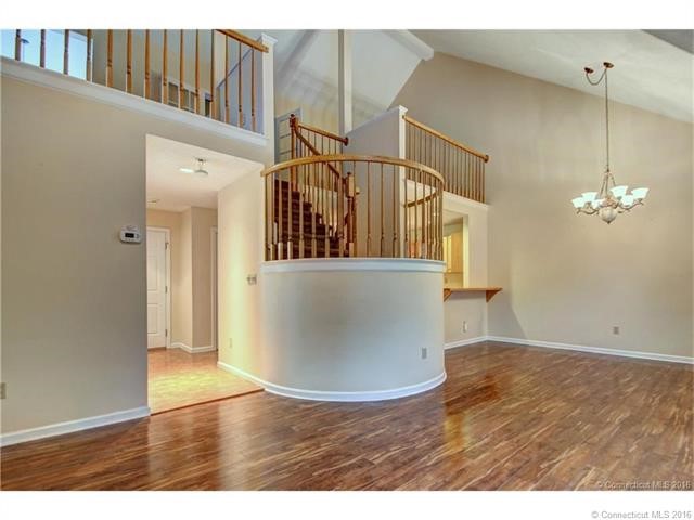 3265Whitney Ave #3, Hamden, CT 06518