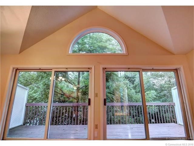 3265Whitney Ave #3, Hamden, CT 06518