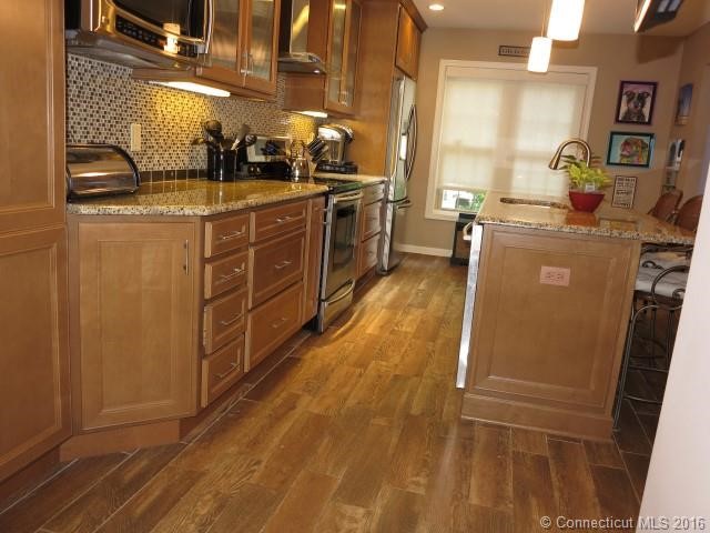 1925Shepard Ave #21, Hamden, CT 06518