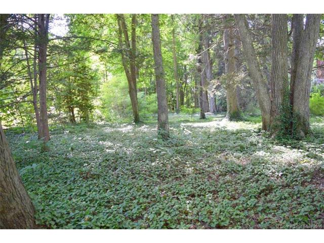 28 Murlyn Rd, Hamden, CT 06518