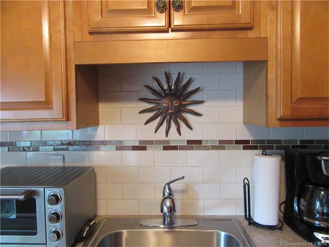 231Centerbrook Road #231, Hamden, CT 06518