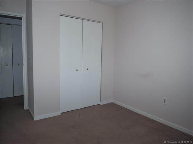 75 Washington Ave, Hamden, CT 06518