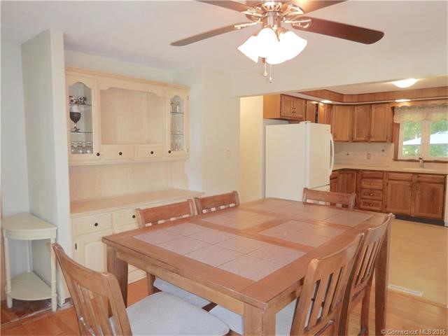 41Clark St, Hamden, CT 06518