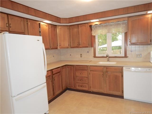 41Clark St, Hamden, CT 06518