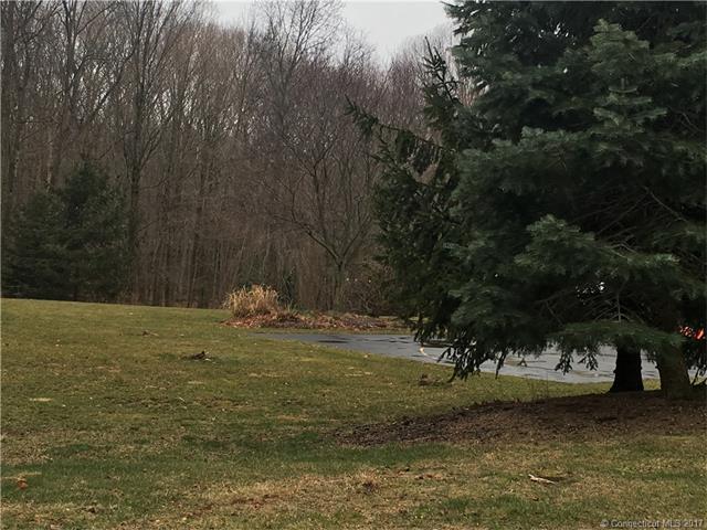31North Woods Rd., Hamden, CT 06518